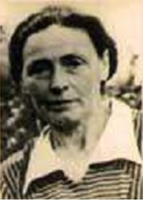 12  Начальник школы-питомника О.Д. Кошкина.jpg