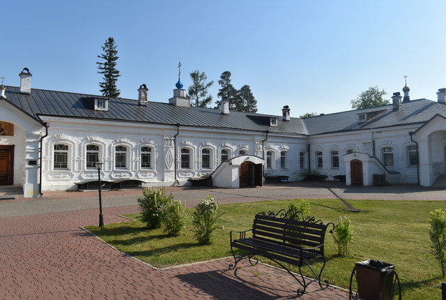 кельи.jpg