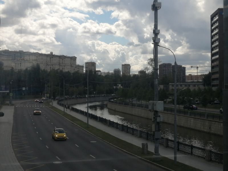 image02.jpg