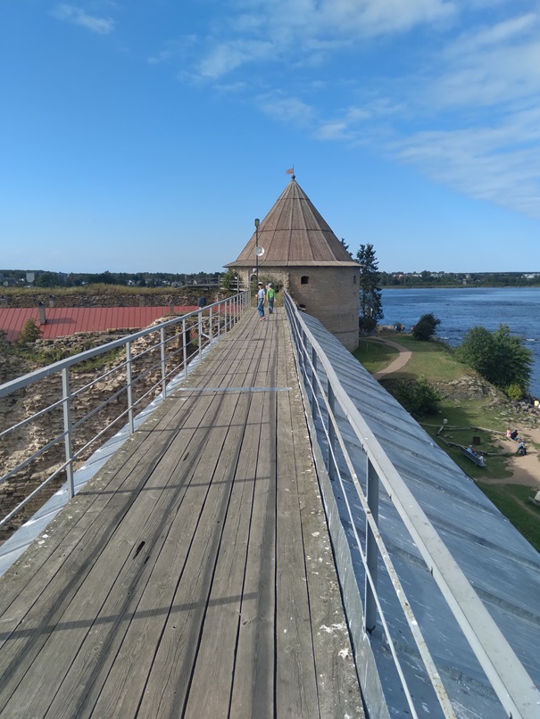 Королевская башня.jpg
