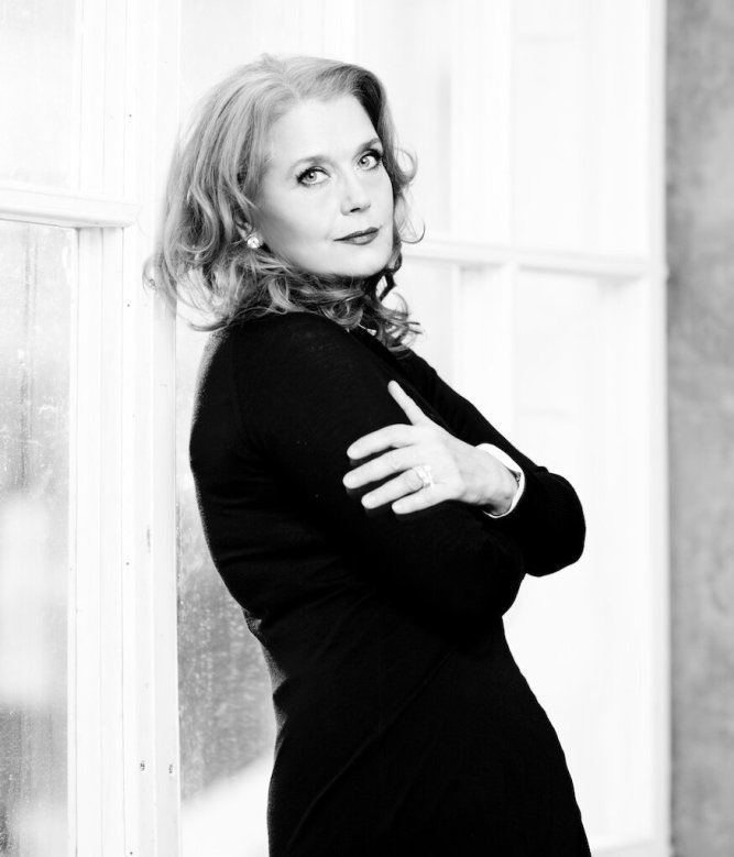 Ирина Алфёрова.jpg