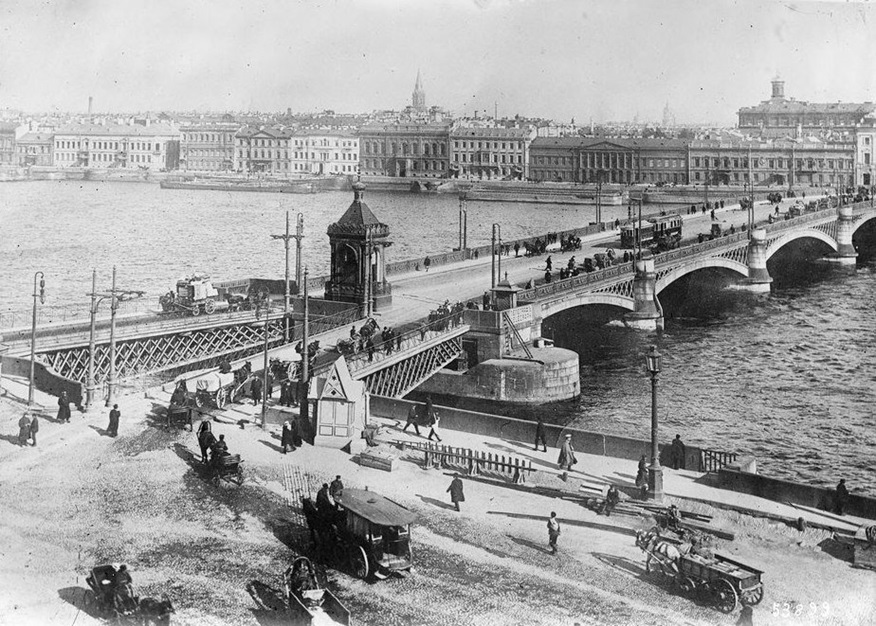 Благовещенский мост 19 век.jpg